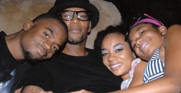 LaDonna Hughley 's husband with her children